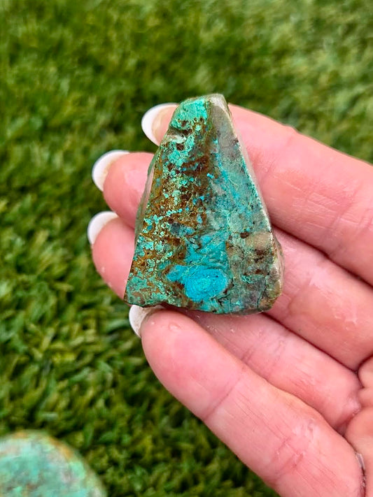 Globe Chrysocolla Slab Bundle -18