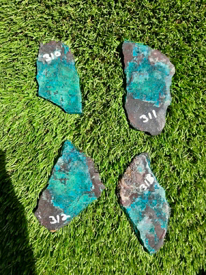 High-End Chrysocolla & Malachite Vein G309-313