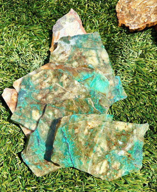 Globe Gem Silica Chrysocolla Cubrite Chalcedony