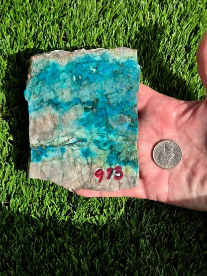 Chrysocolla in Quartz Slabs V970–973