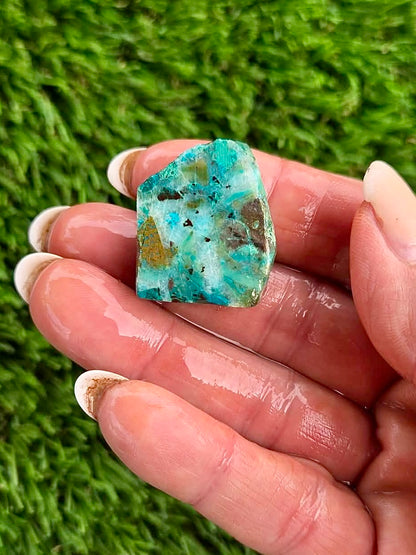 Globe Chrysocolla Slab Bundle -40