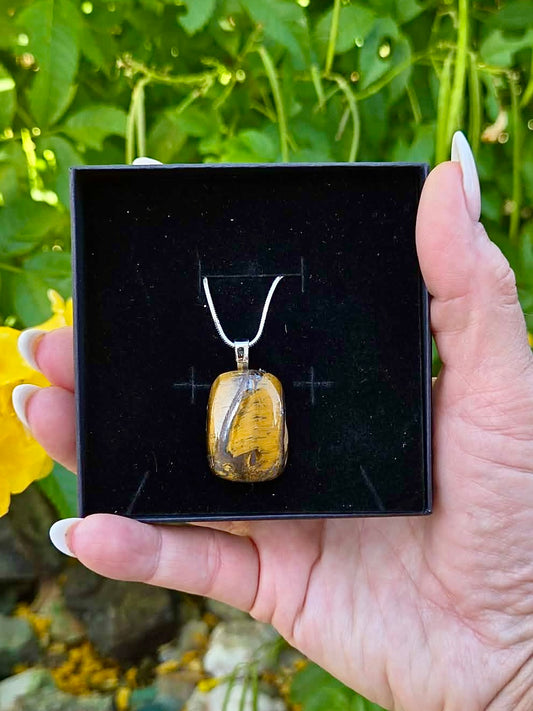 Earthly Cab Necklace-N44