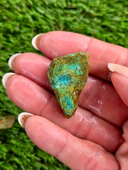 Globe Chrysocolla Slab Bundle -45