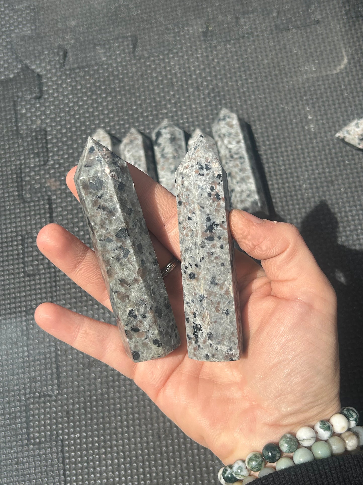 Yooperlite towers (UV Reactive)