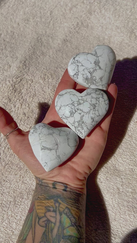 Howlite Hearts 120g-132g